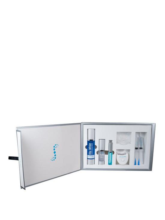 front image of smile-science-whitening-treatment-aftercare-gift-box