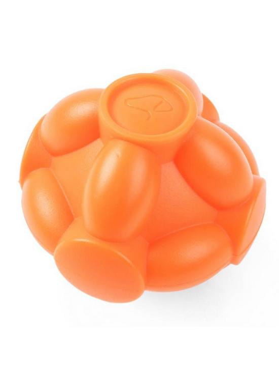stillFront image of zoon-squeaky-playball-and-squeaky-playjack-toys