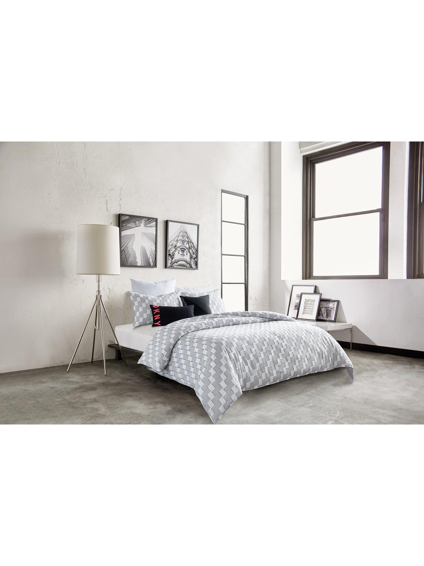 Dkny Step Up Duvet Cover Ks Littlewoods Com