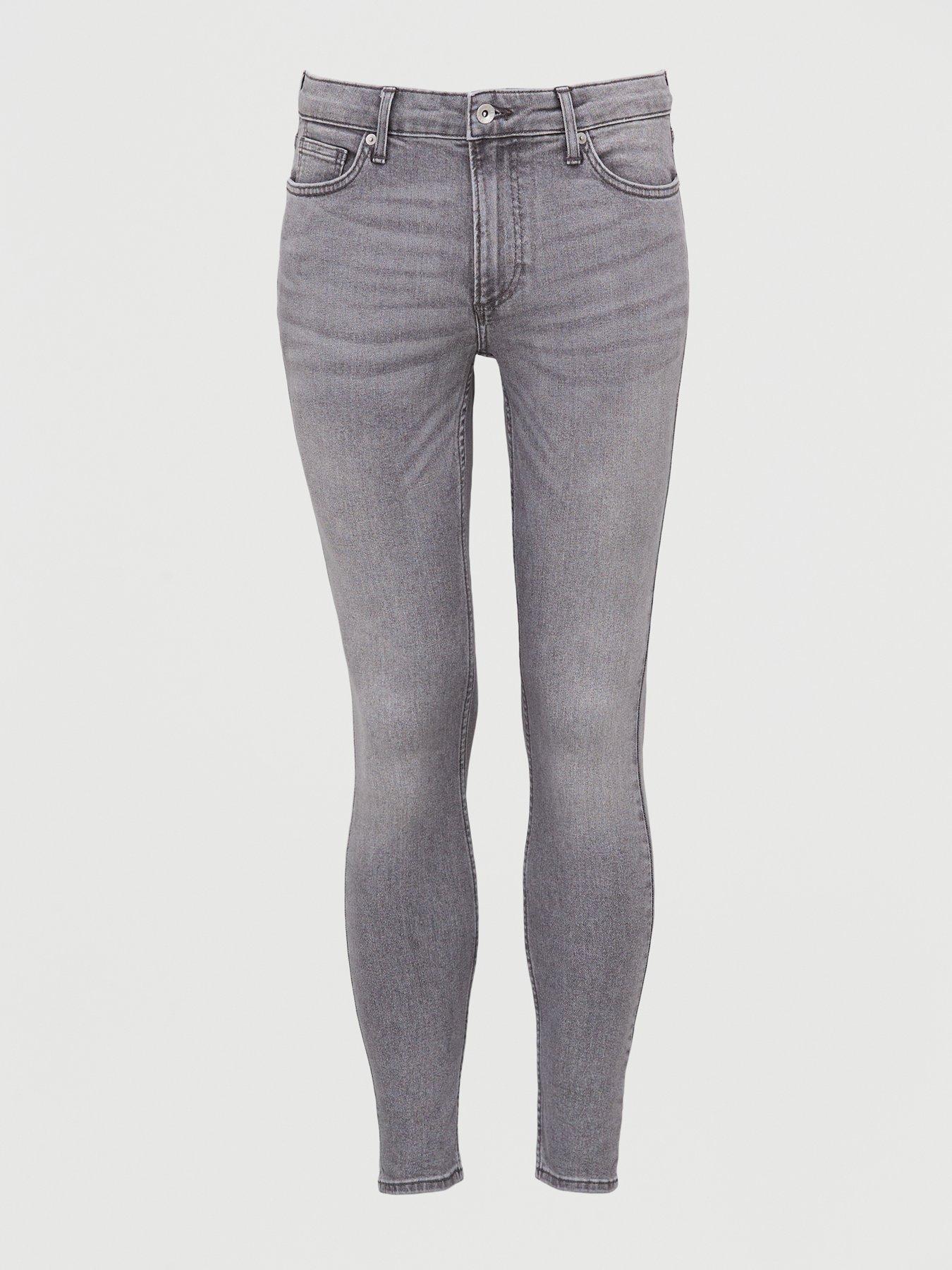 spray on jeans meaning