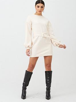 In The Style   X Billie Faiers Self Fabric Belt Sweater Dress - Cream