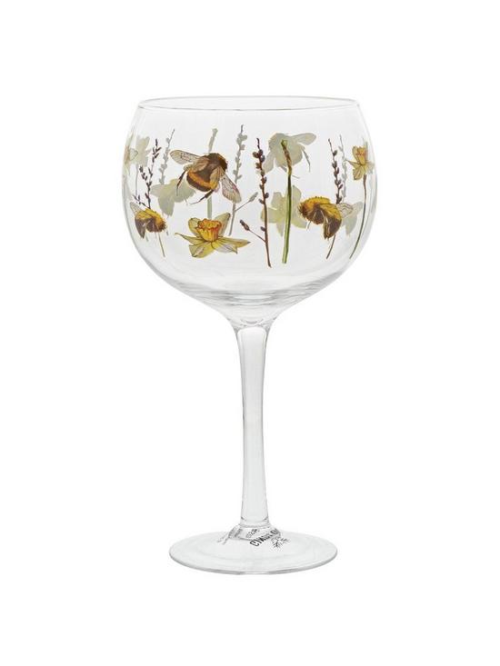 stillFront image of ginology-bee-gin-glass