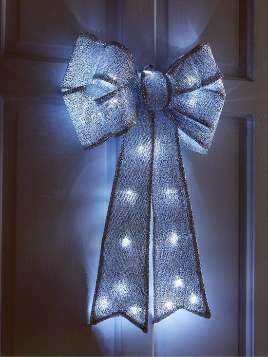 front image of battery-operated-door-bow-christmas-decorationnbsp--silver