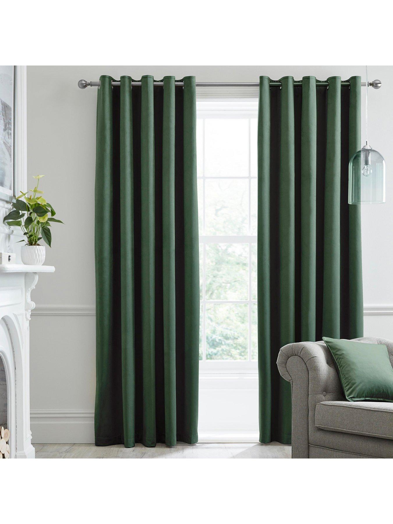Laurence Llewelyn-Bowen Montrose Plain Dyed Velvet Blackout Eyelet Curtains