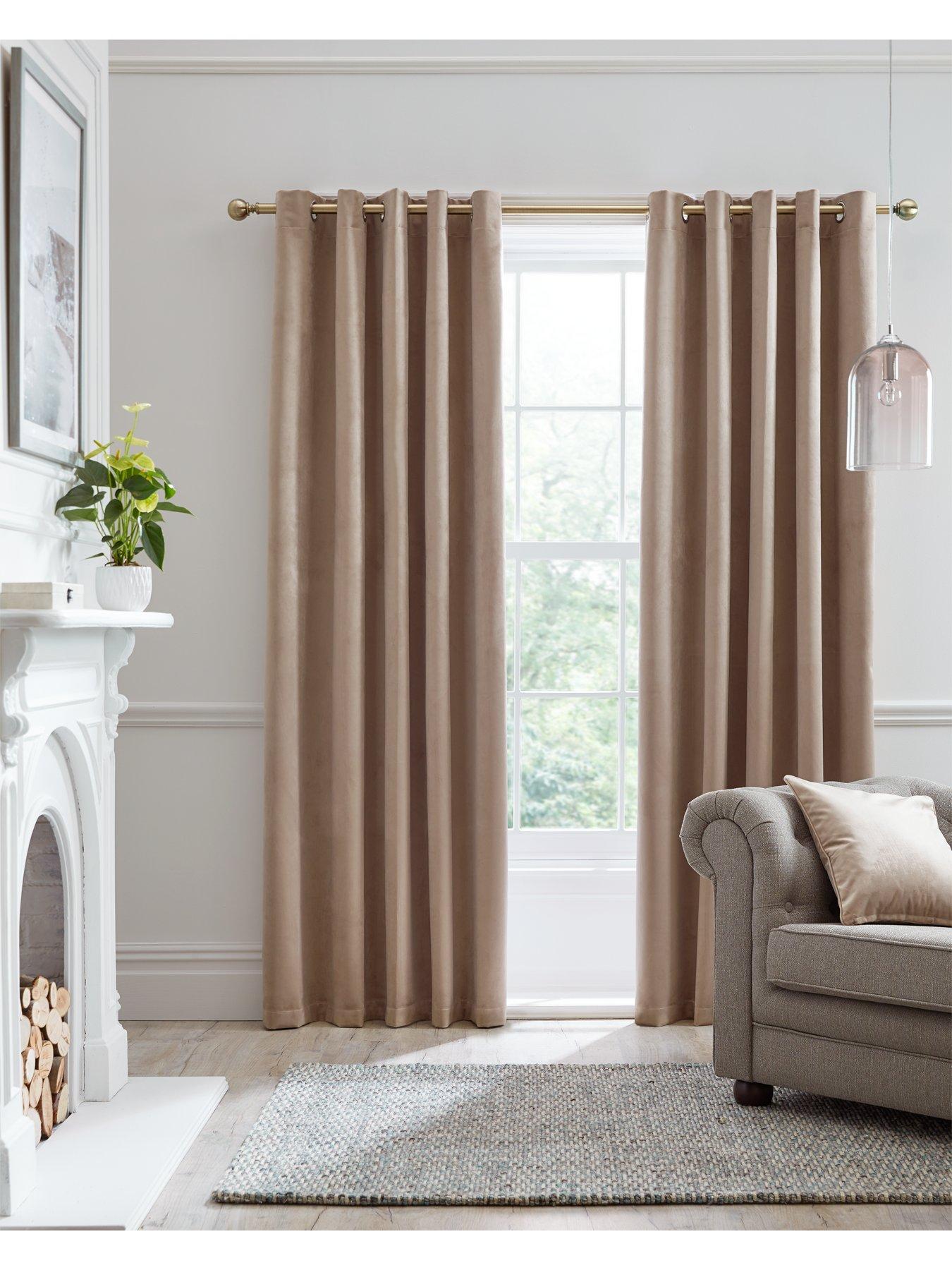 Laurence Llewelyn-Bowen Montrose Plain Dyed Velvet Blackout Eyelet Curtains