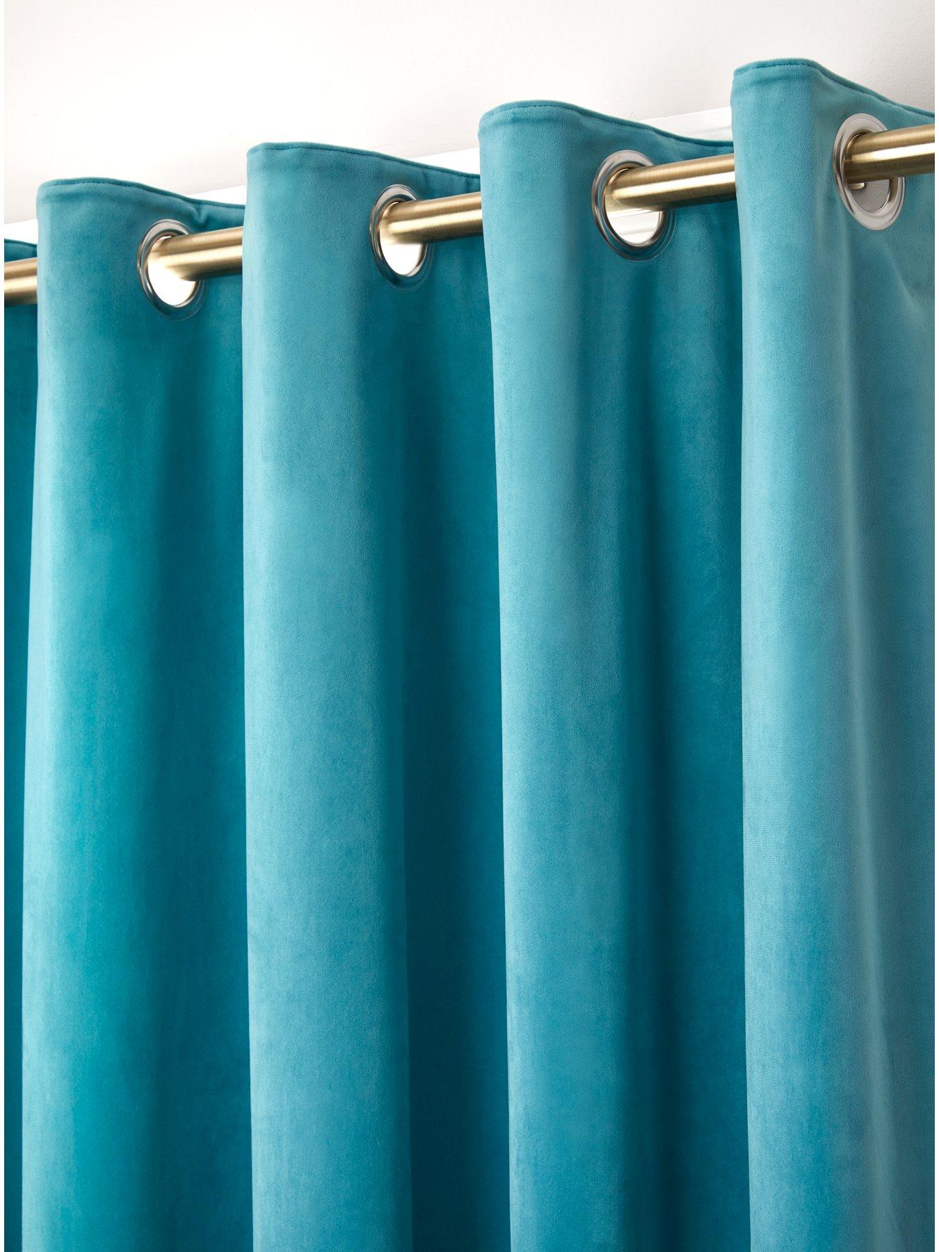 stillFront image of laurence-llewelyn-bowen-montrose-eyelet-curtains
