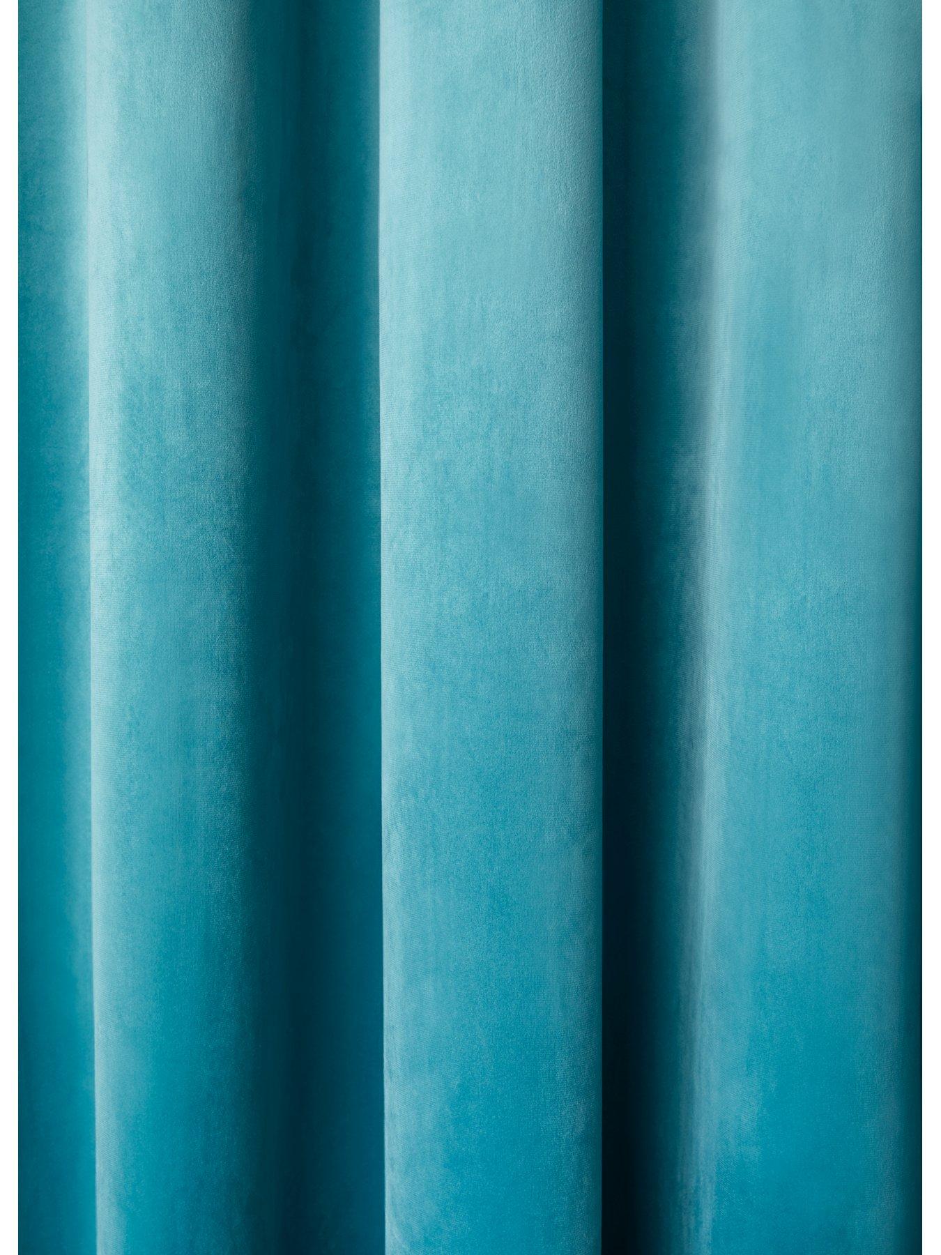 Image 3 of 3 of Laurence Llewelyn-Bowen Montrose Eyelet Curtains