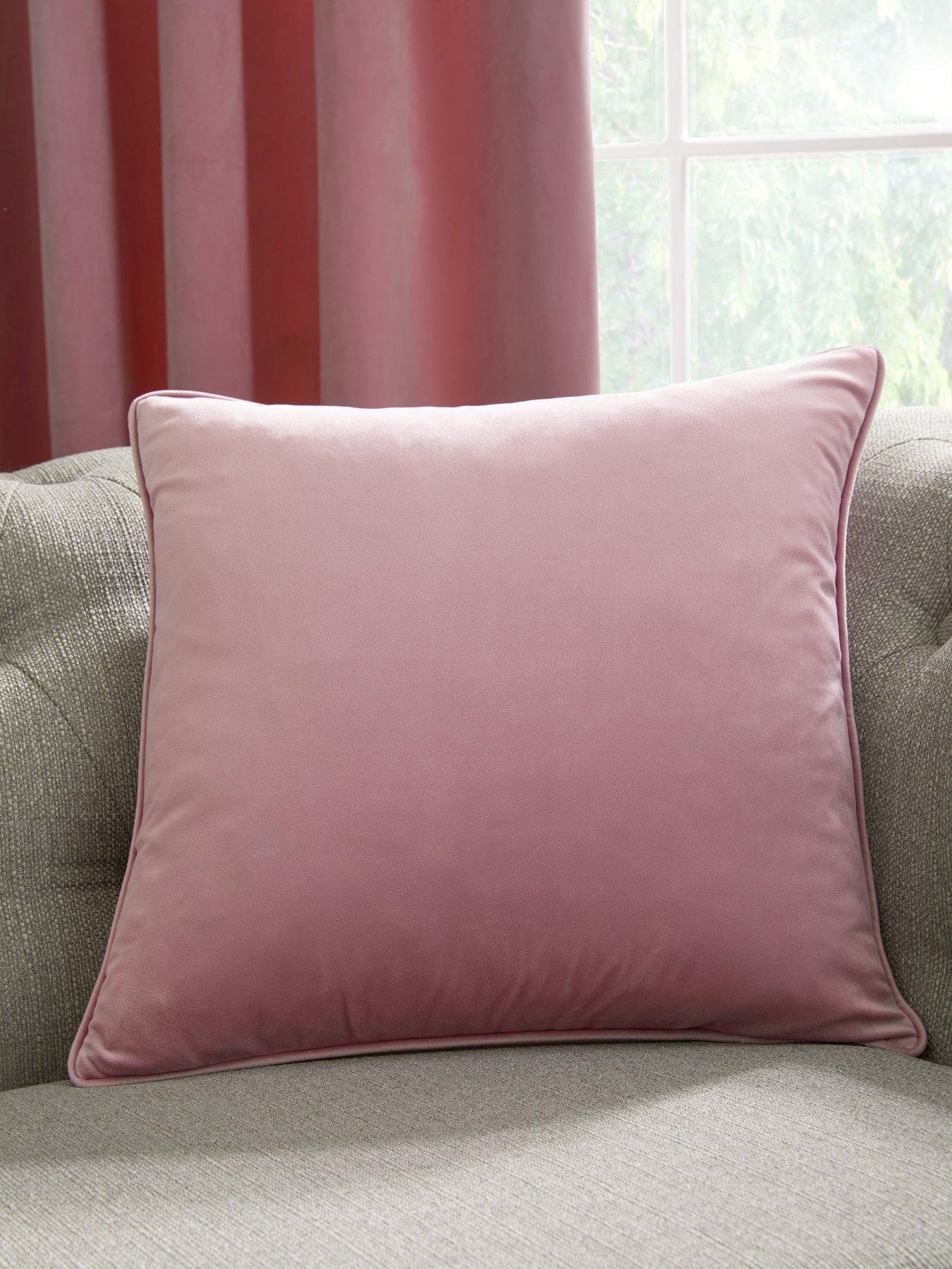 Laurence Llewelyn-Bowen Montrose Velvet Piped Cushion