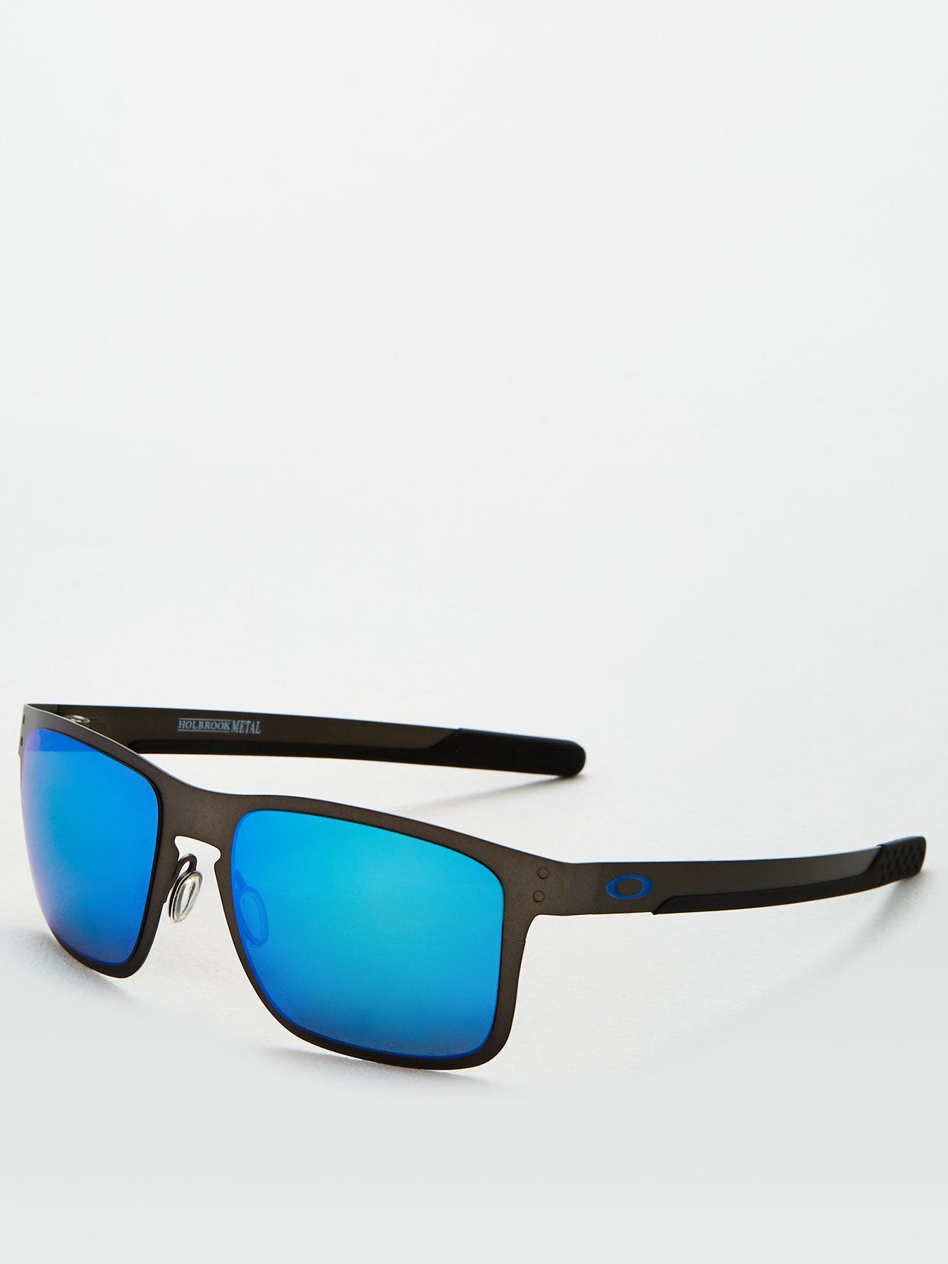 front image of oakley-holbrook-polarized-rectangle-sunglasses-grey
