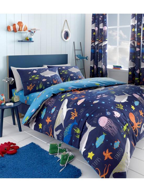 back image of bedlam-sea-life-glow-in-the-dark-single-fitted-sheet-multi