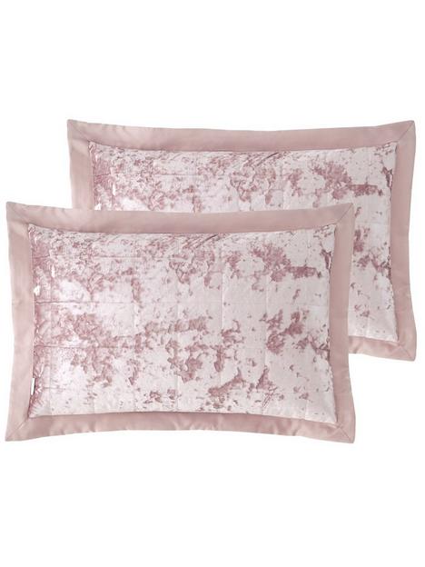 catherine-lansfield-crushed-velvet-pillowsham-pair-pink