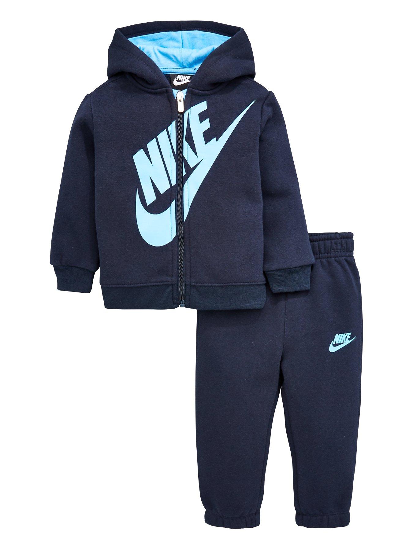 nike hoodie and jogger set