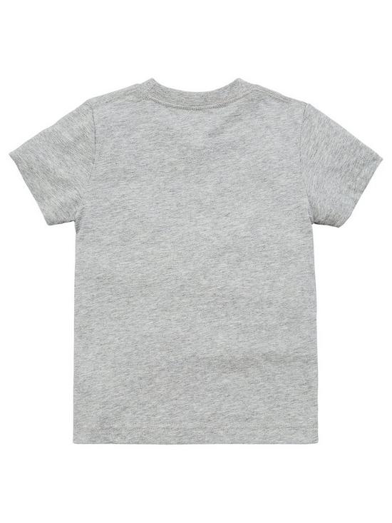 back image of converse-core-chuck-patch-t-shirt-grey