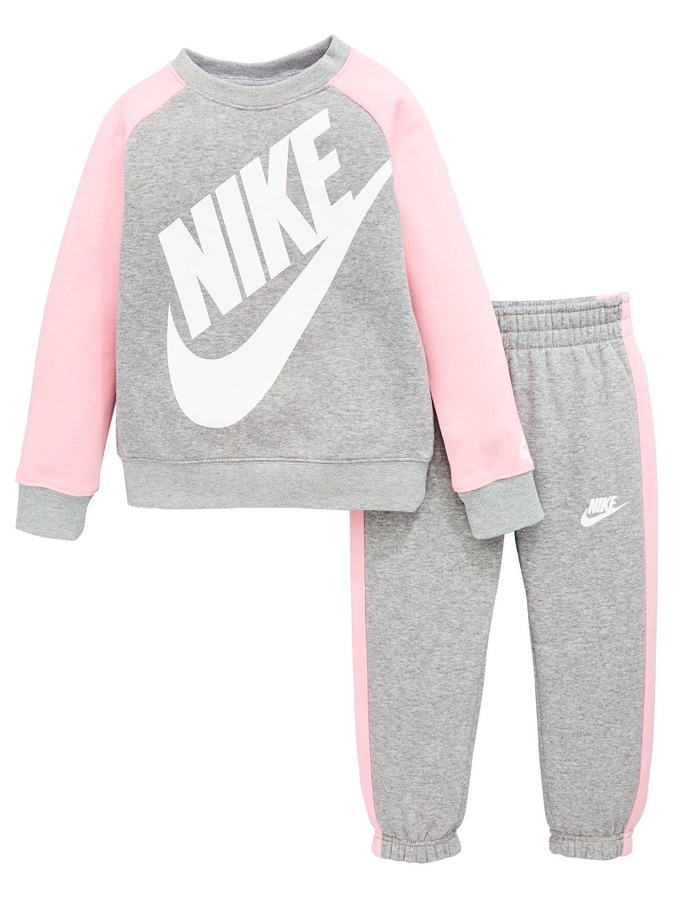 Little hotsell girl tracksuits