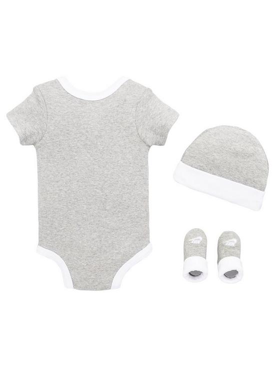 back image of nike-younger-baby-futura-logo-hatbodysuitbootie-3-piece-set-grey