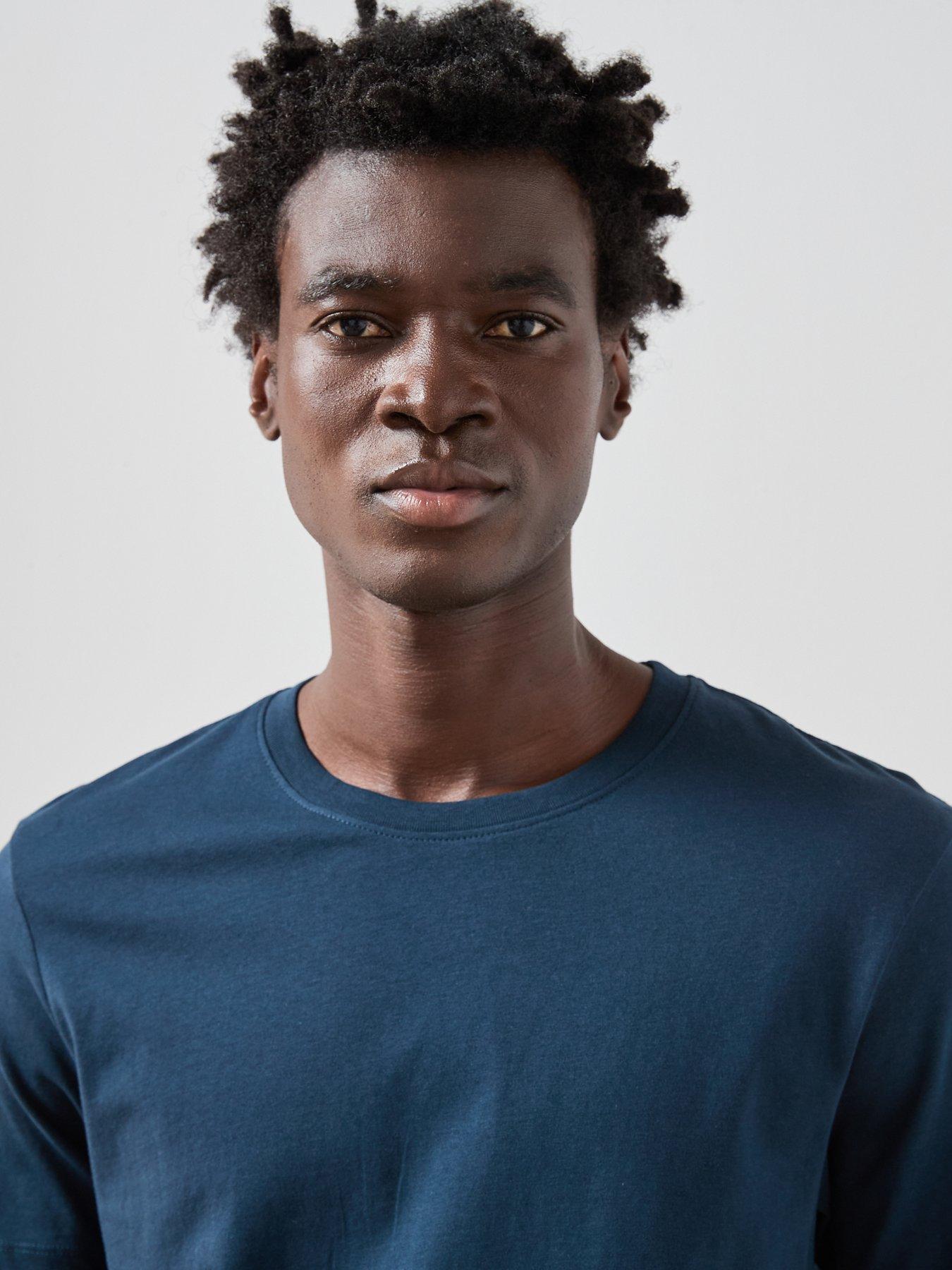 Image 6 of 7 of The Very Collection Pure Cotton Essentials Crew Neck T-shirt - Navy