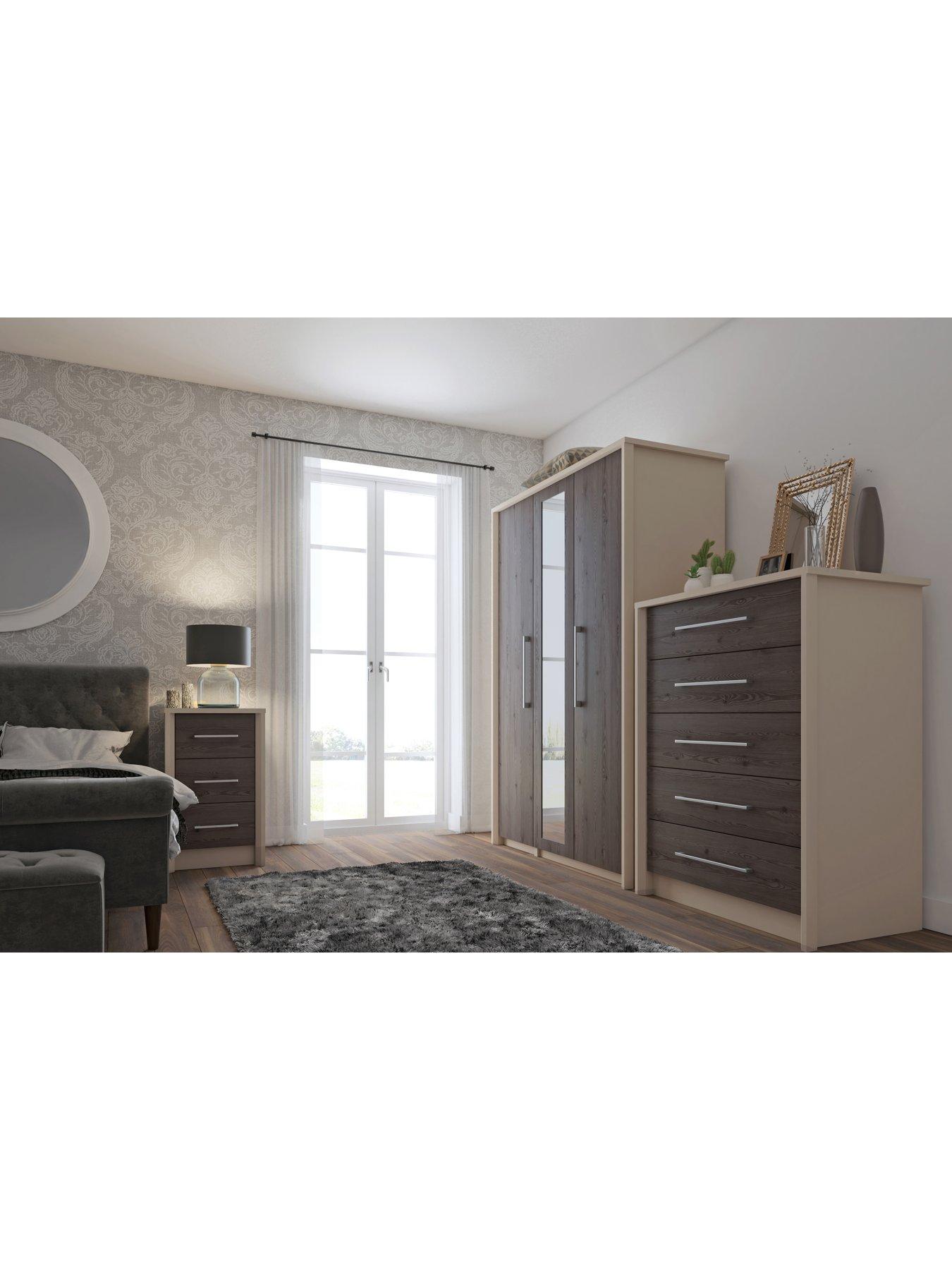Image 2 of 6 of One Call Smyth Part Assembled&nbsp;3 Door&nbsp;Mirrored Wardrobe