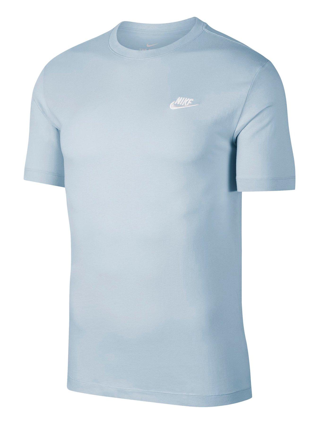 nike sportswear club t shirt