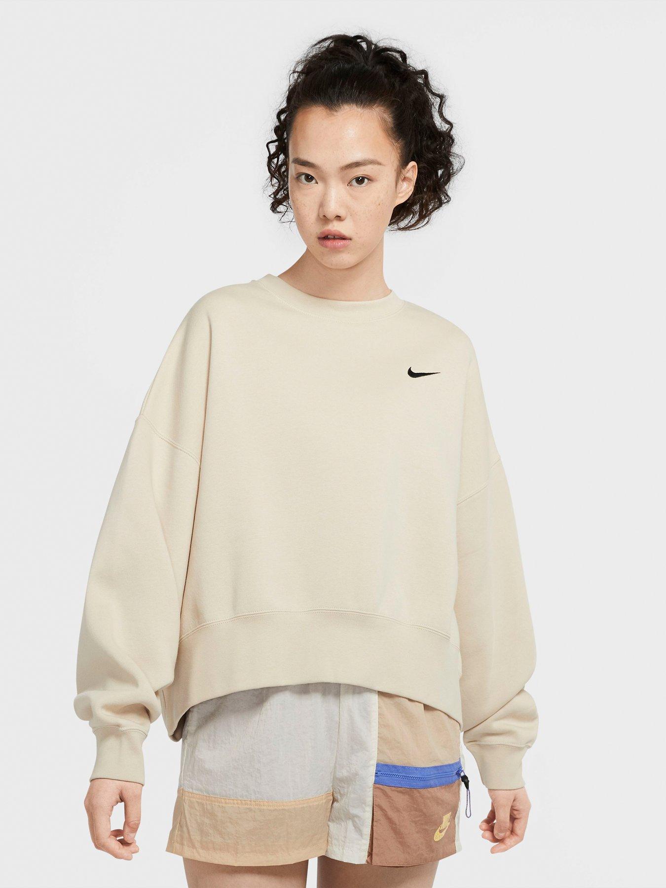 nike mini swoosh boxy sweatshirt