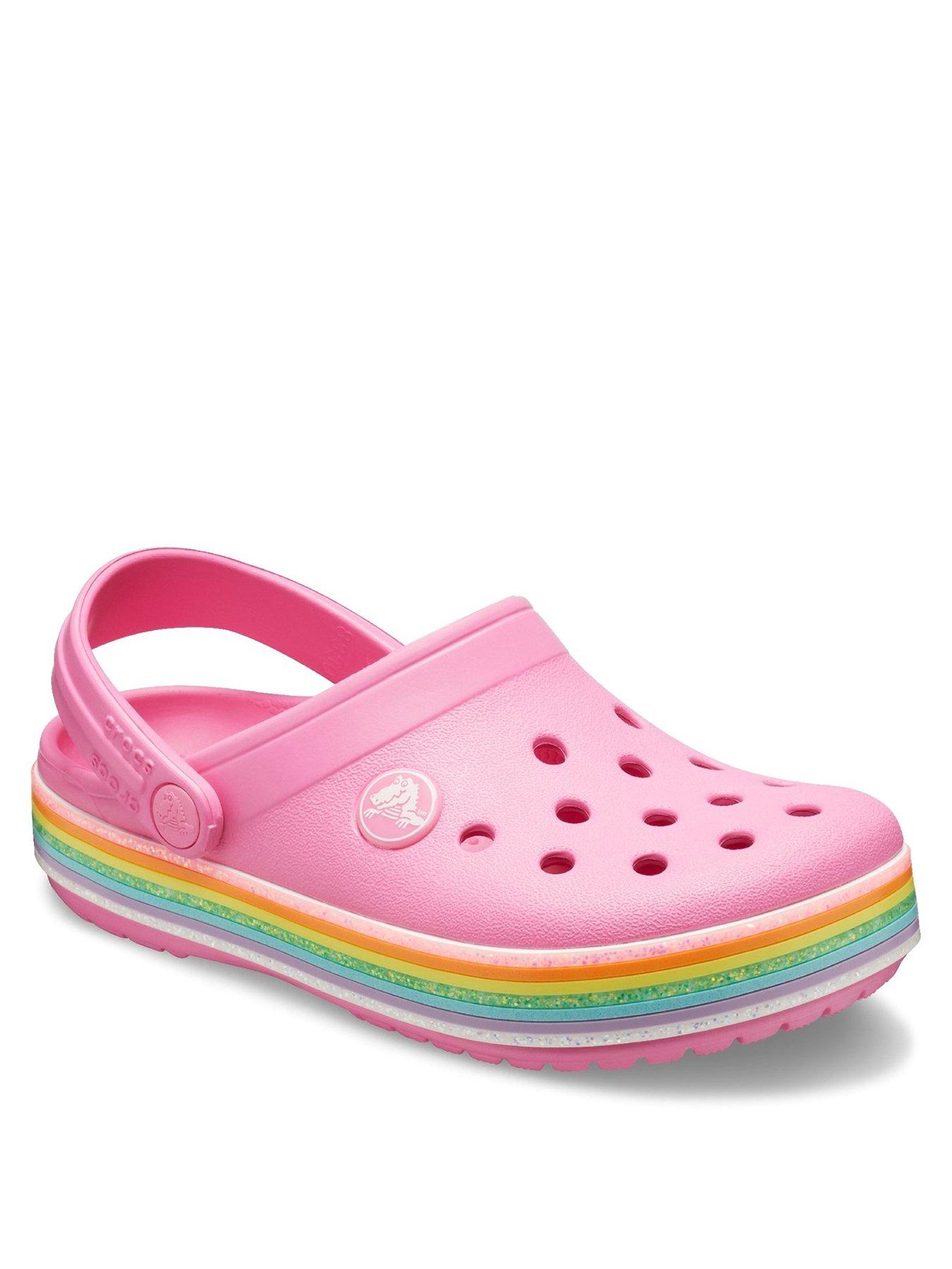 girls with crocs