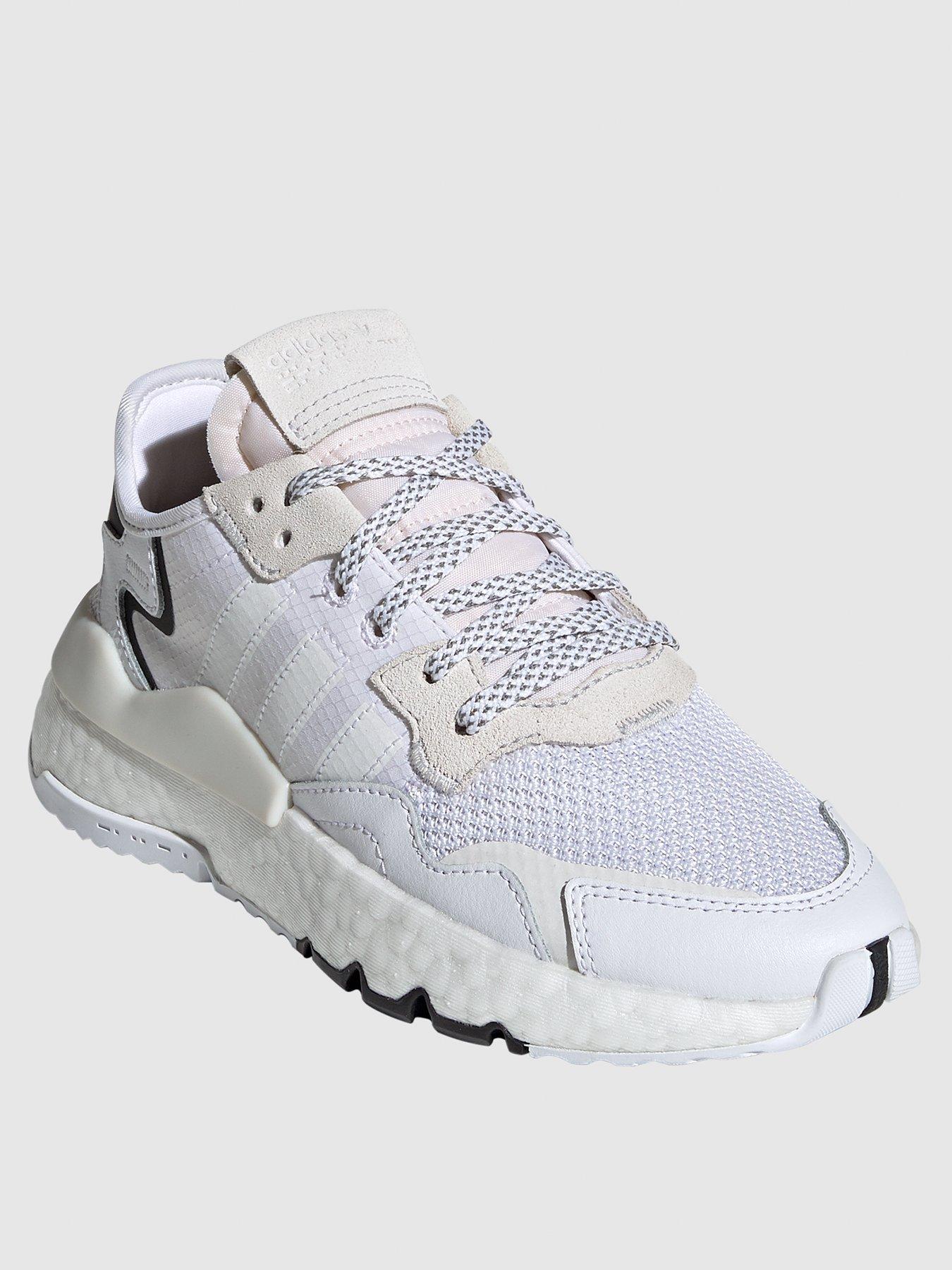 adidas originals white and grey nite jogger trainers
