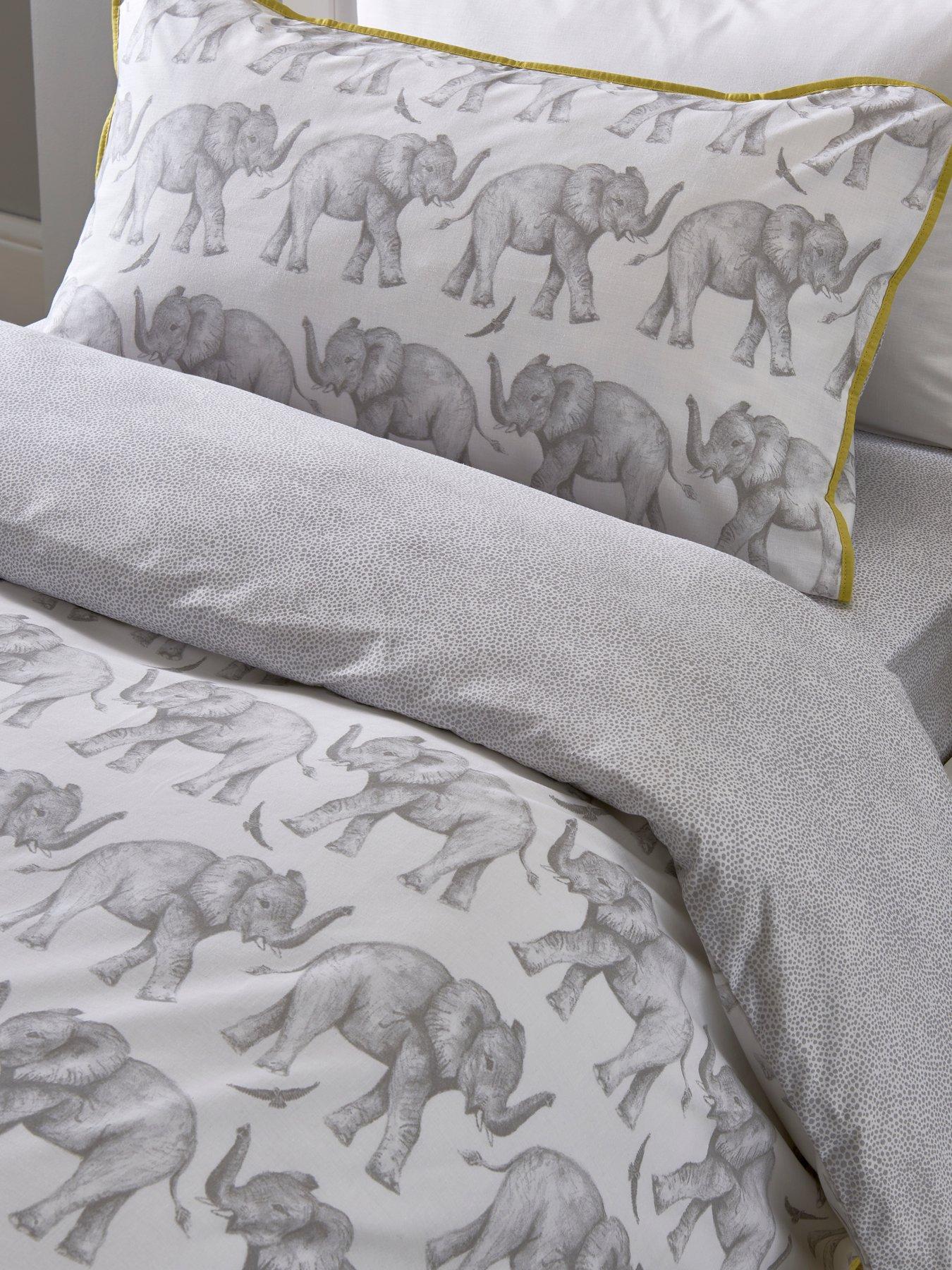 Sam Faiers Little Knightleys Sam Faiers Elephant Trail Duvet Set