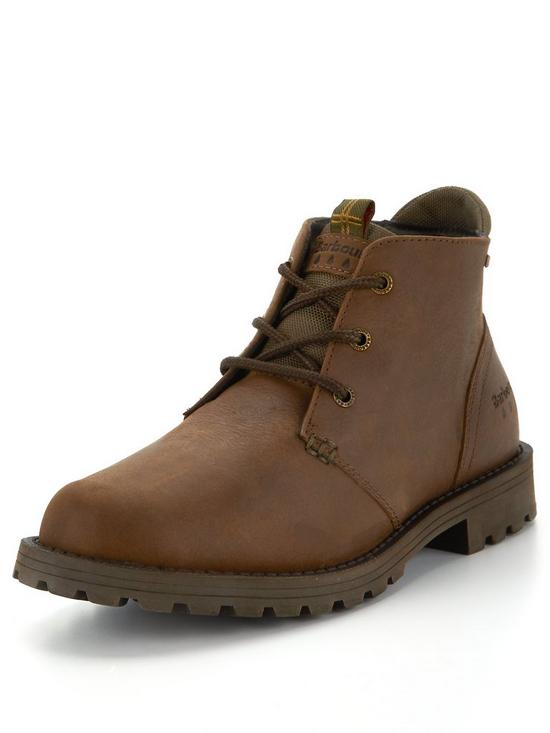 front image of barbour-pennine-chukka-boot-brown