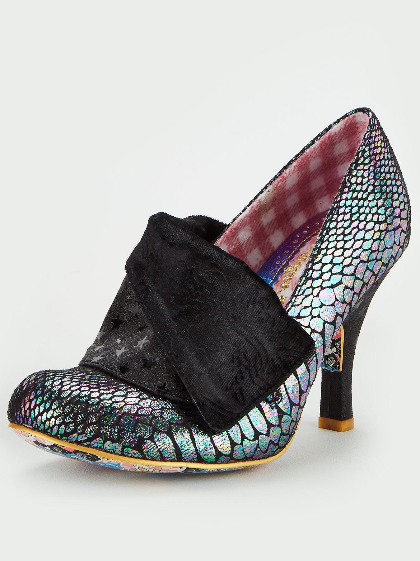 irregular choice size 3