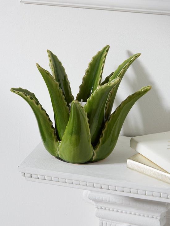 stillFront image of handmade-succulent-plant-tealight-holder