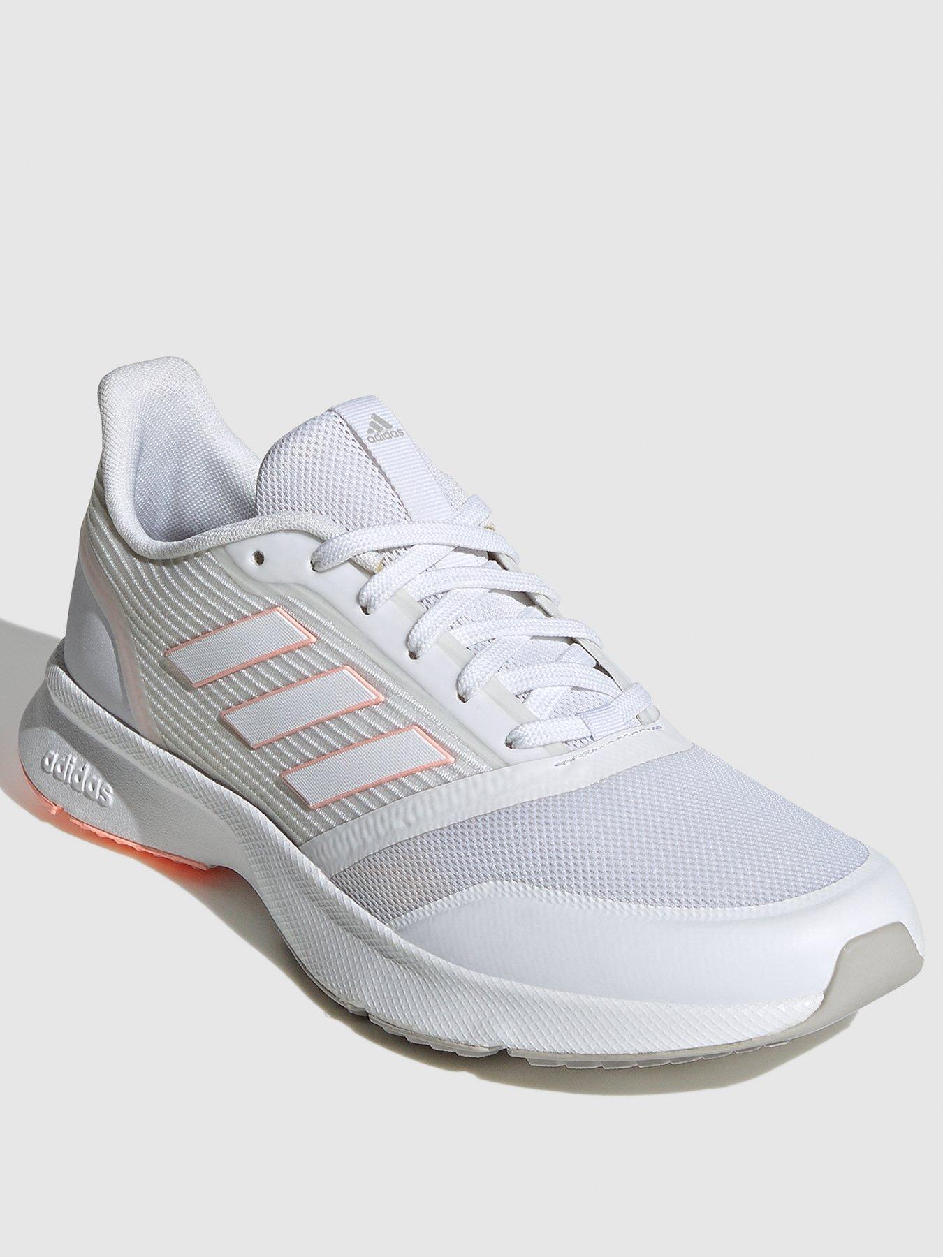 adidas nova flow trainers