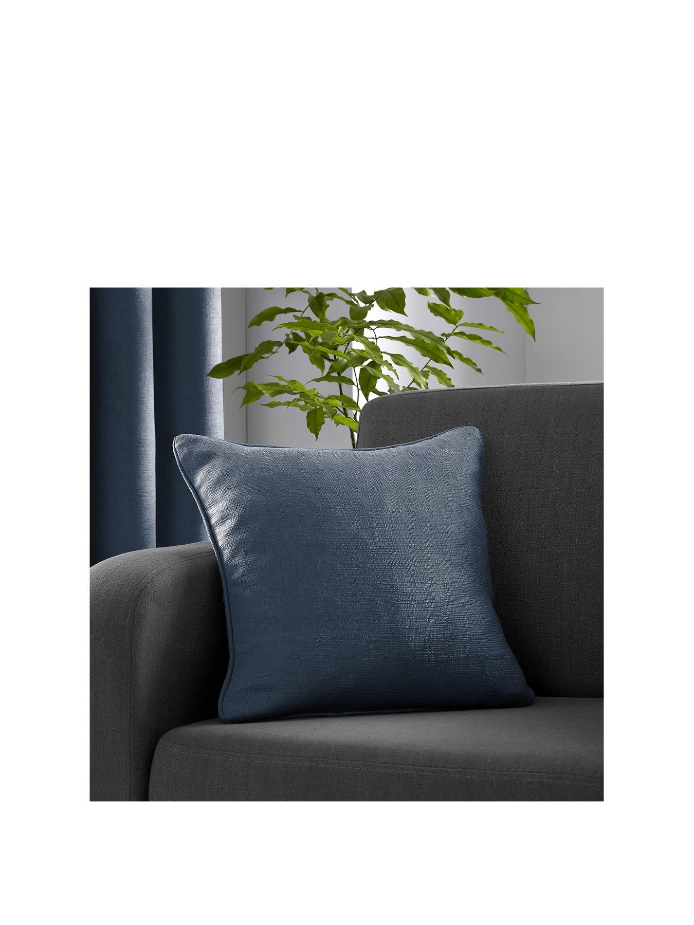 fusion-strata-filled-cushion