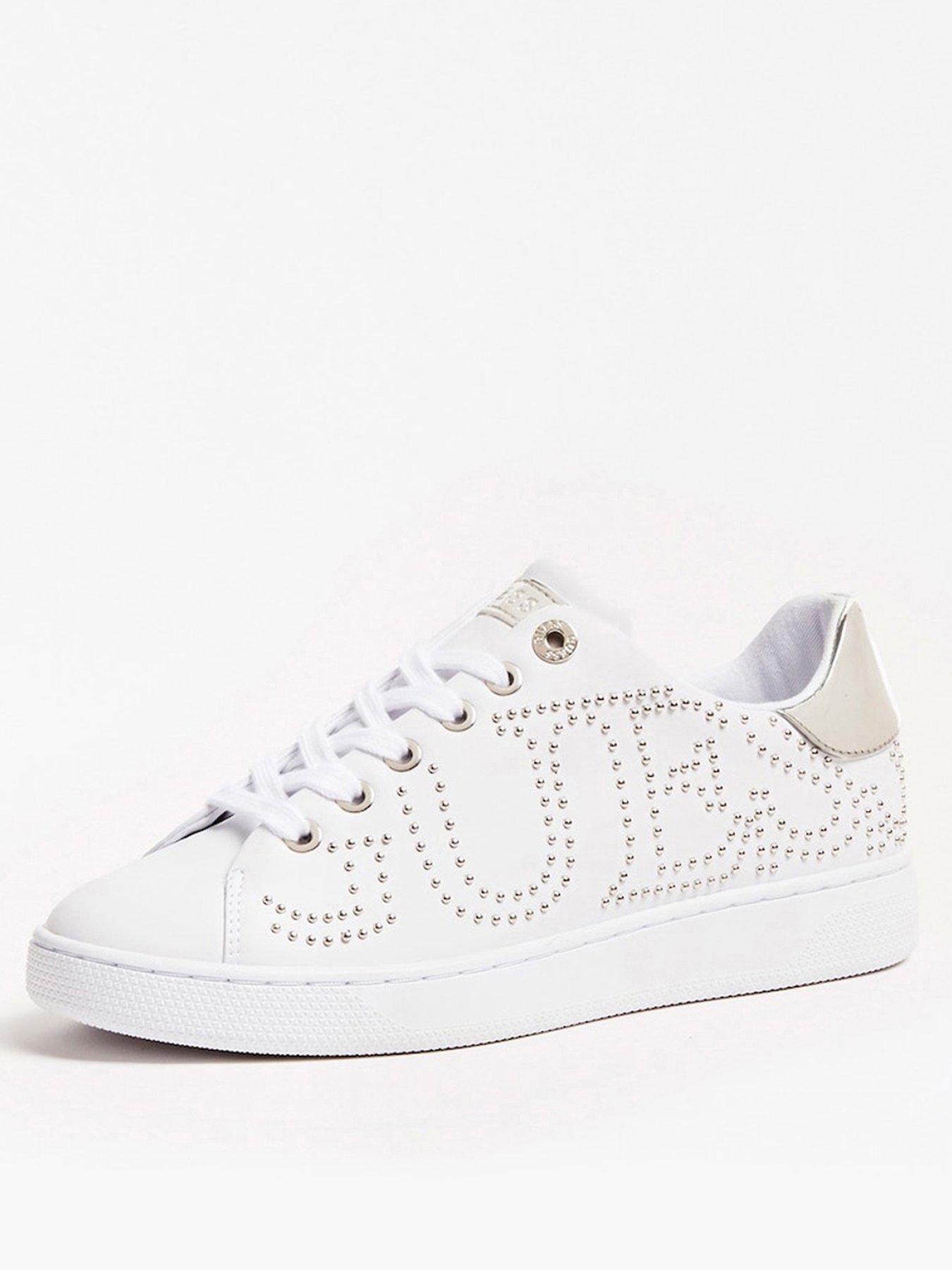 guess logo trainers