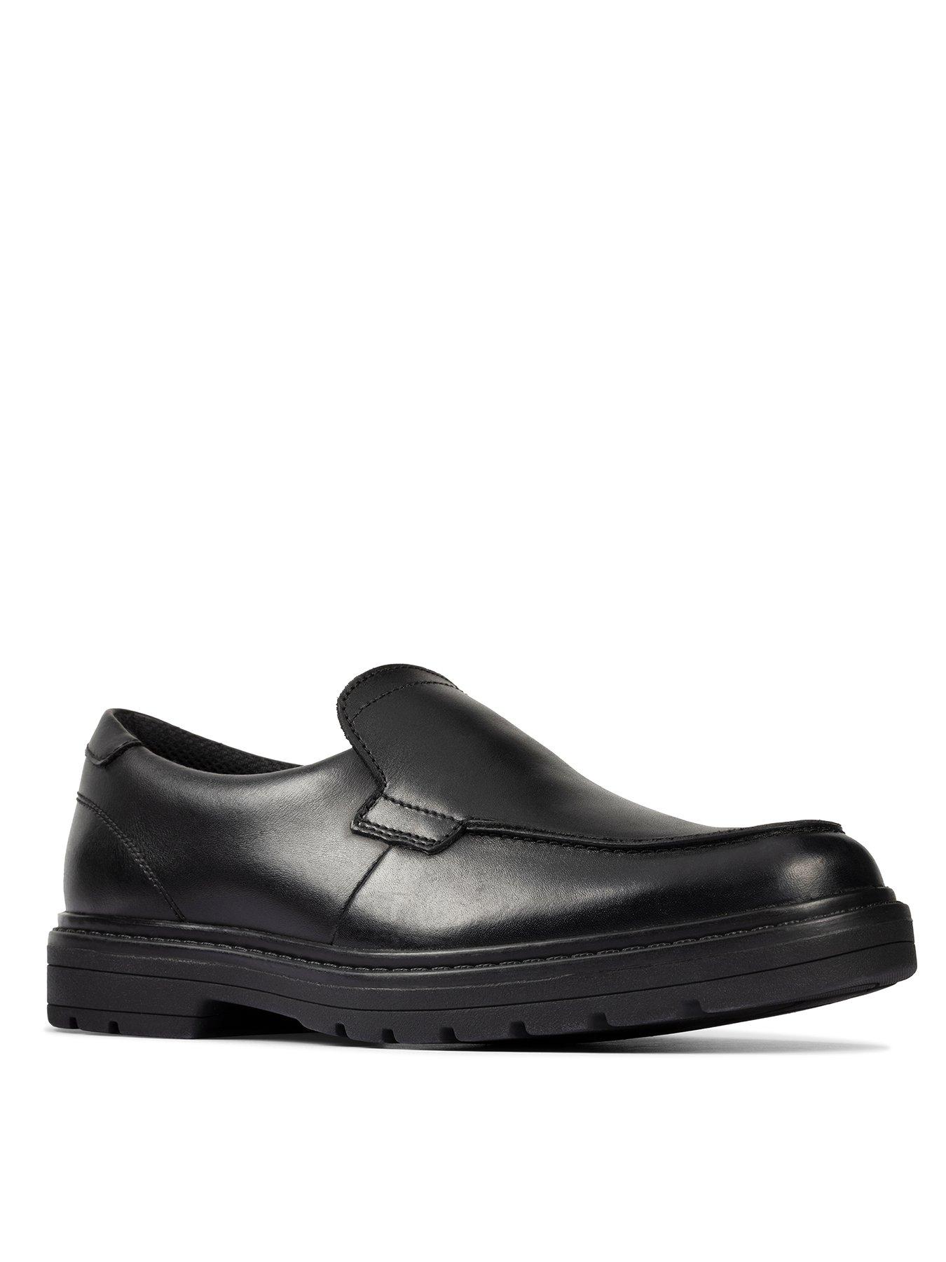clarks loxham pace youth shoes