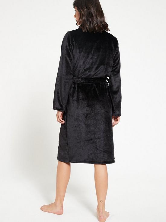 stillFront image of everyday-supersoft-robe-black
