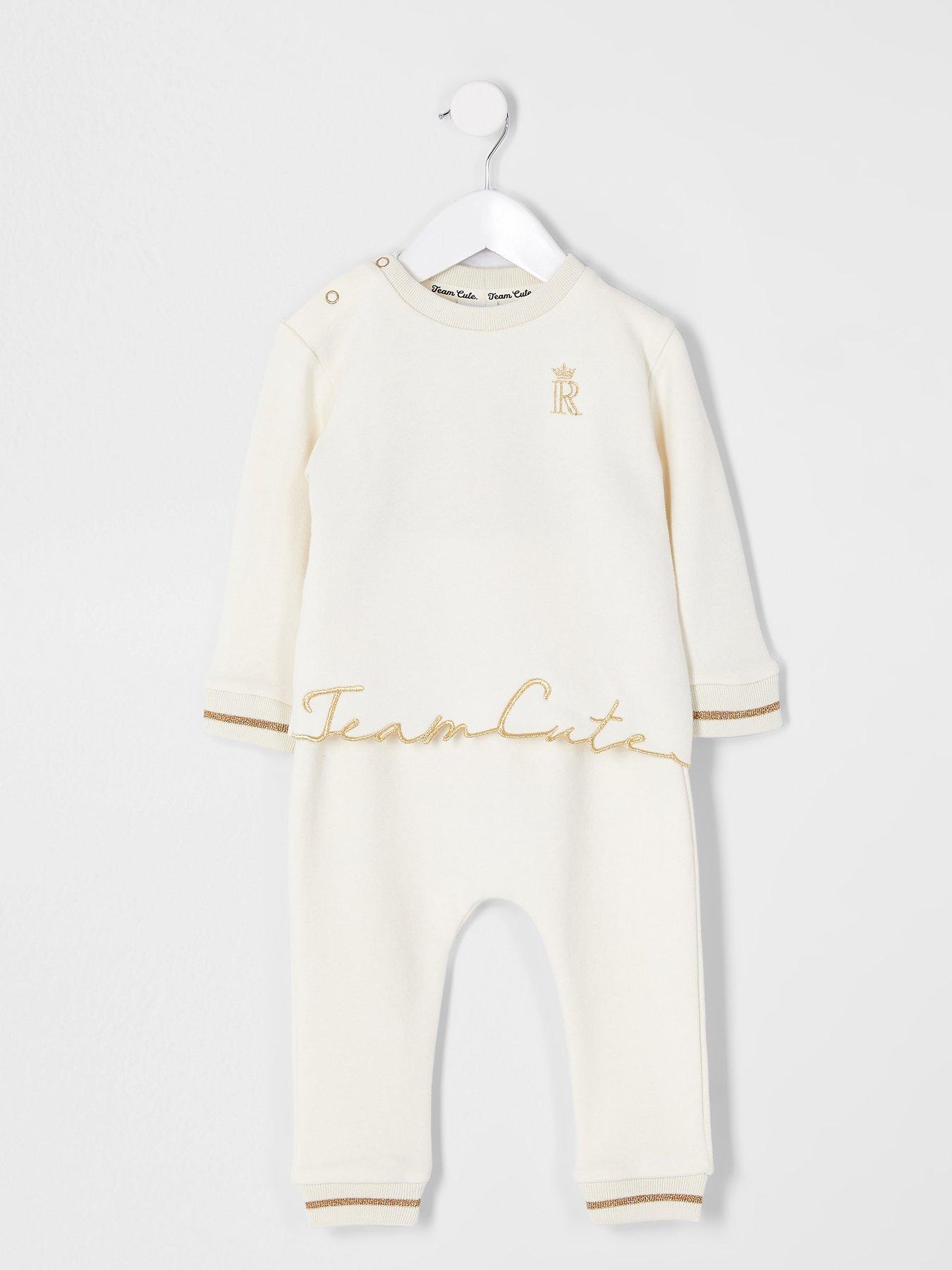 baby river island sale