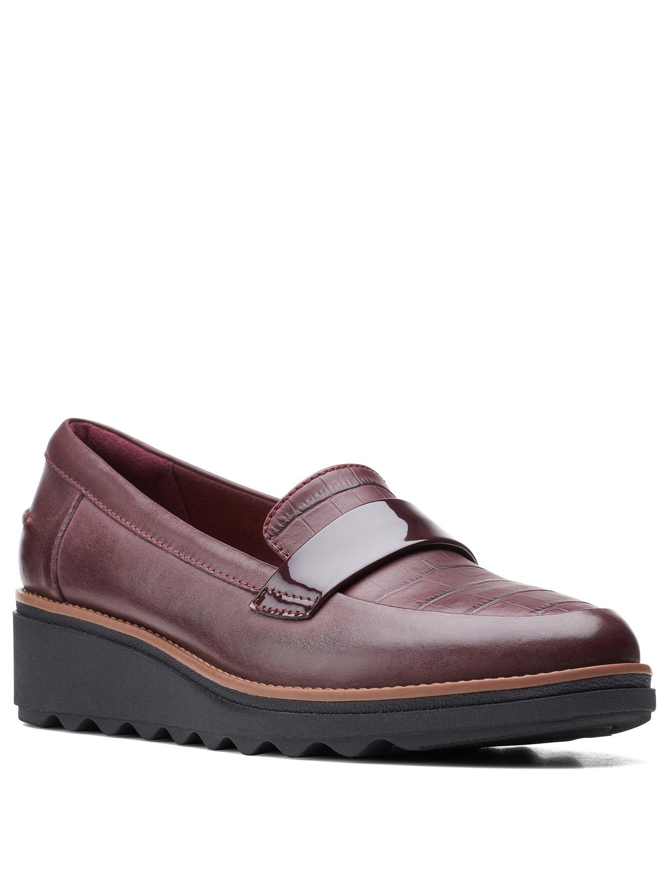 clarks burgundy heels