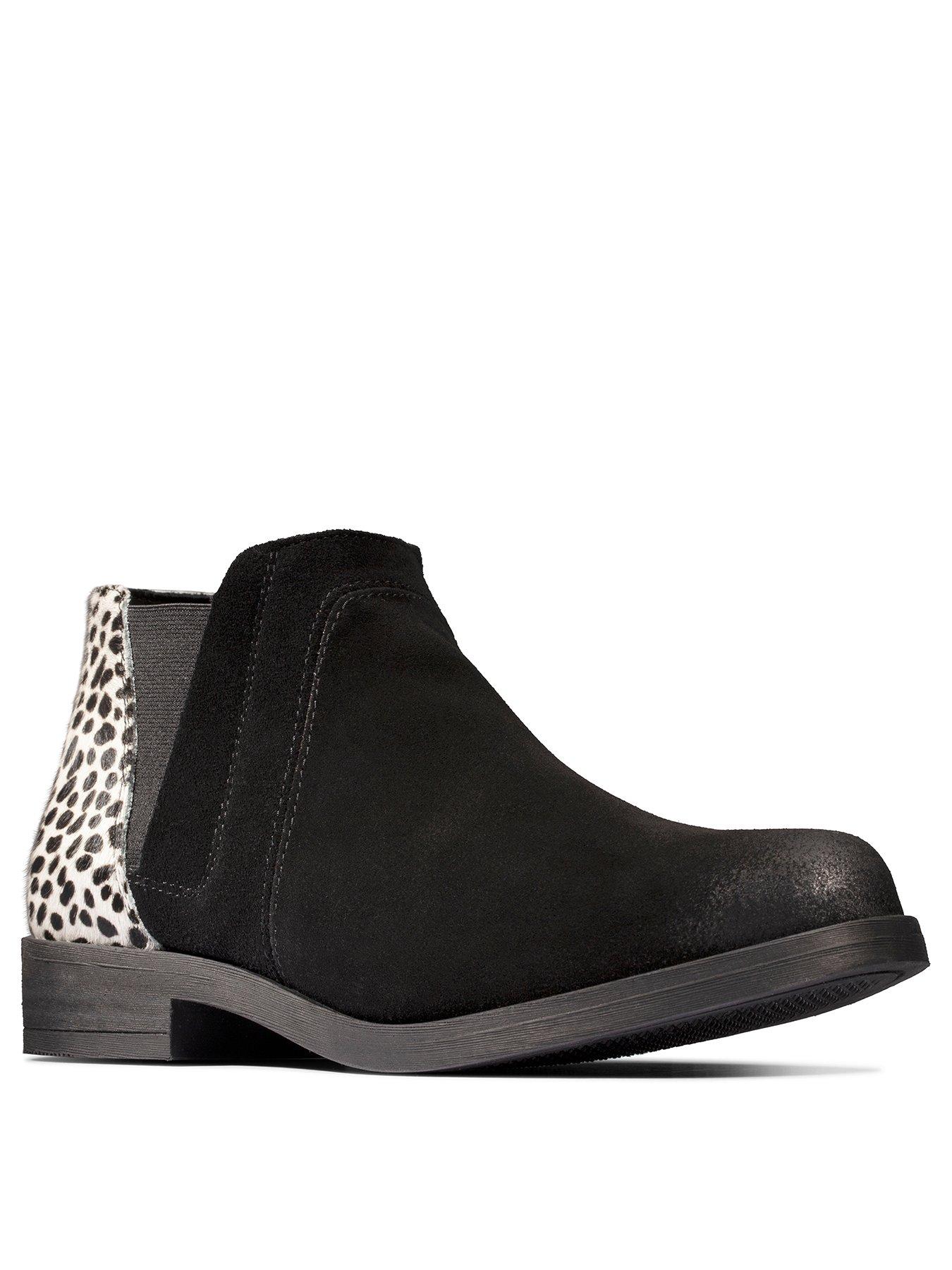 littlewoods clarks boots