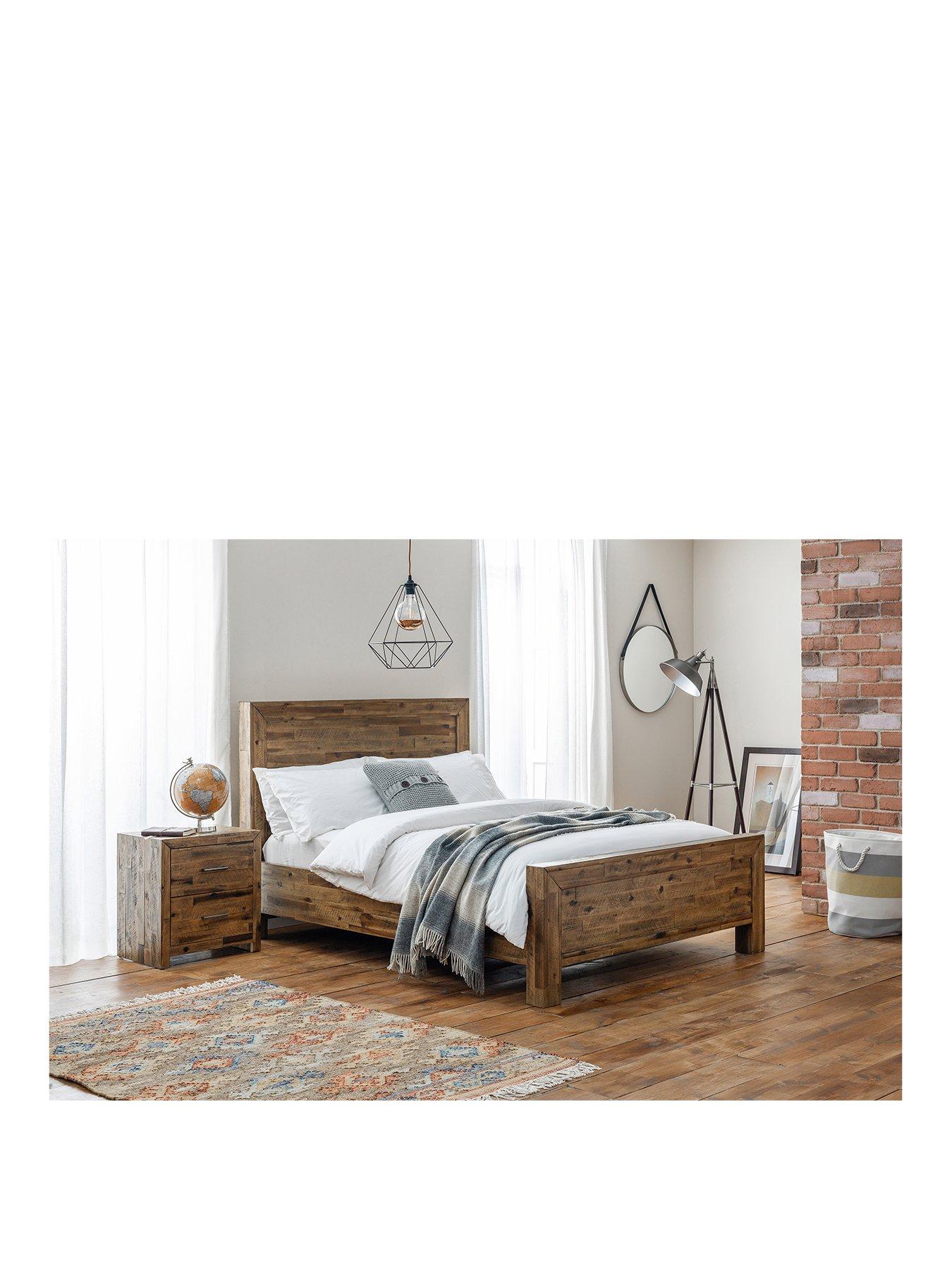 front image of julian-bowen-hoxtonnbspwooden-bed-solid-acacia