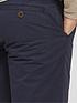 fatface-whitby-lightweight-chino-shorts-navyoutfit