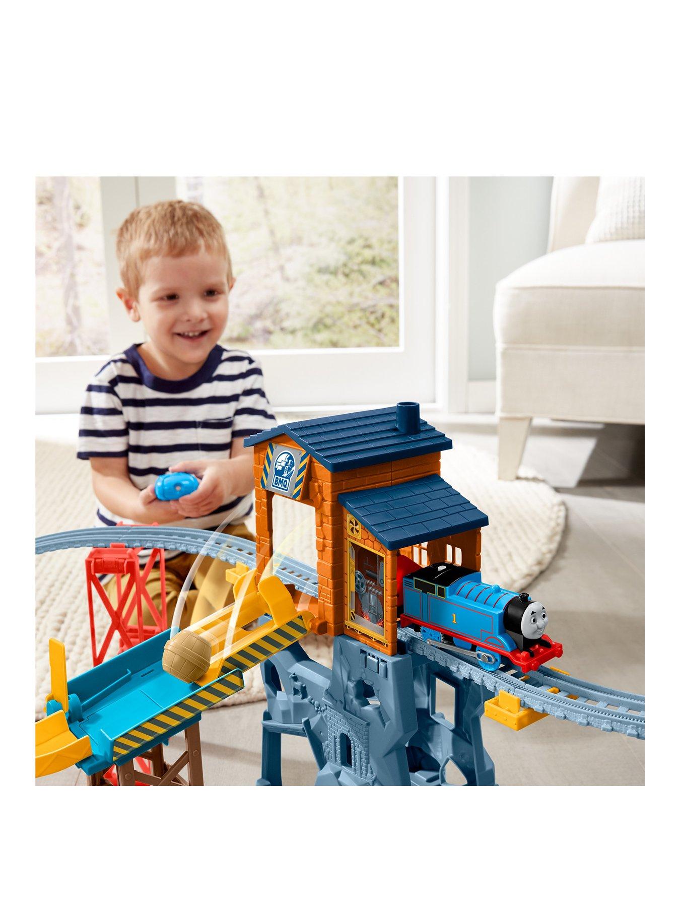 thomas and friends mad dash on sodor set