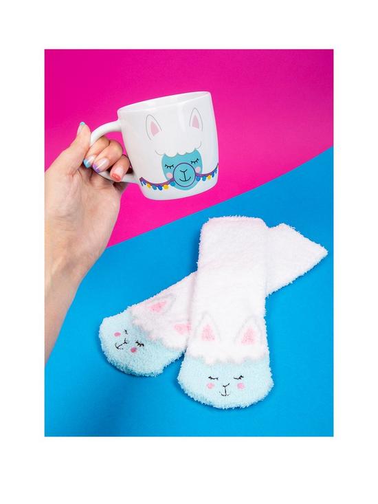 front image of fizz-llama-mug-amp-socks-gift-set