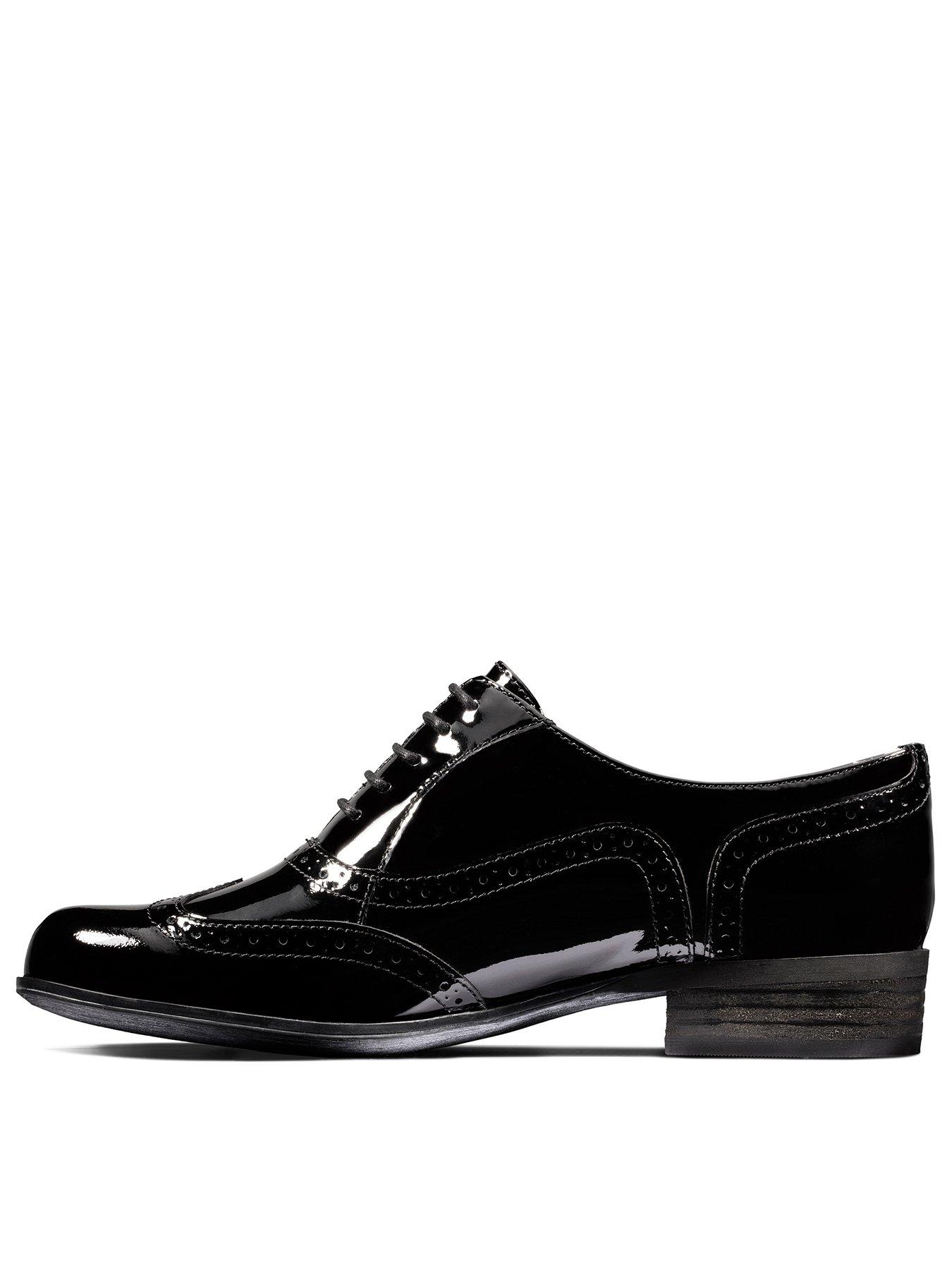 Clarks wide fit store brogues