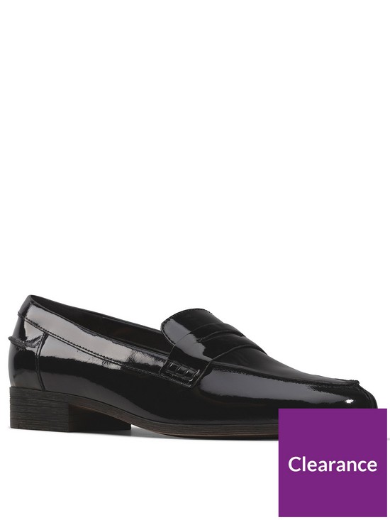 front image of clarks-hamble-loafer-black-patent