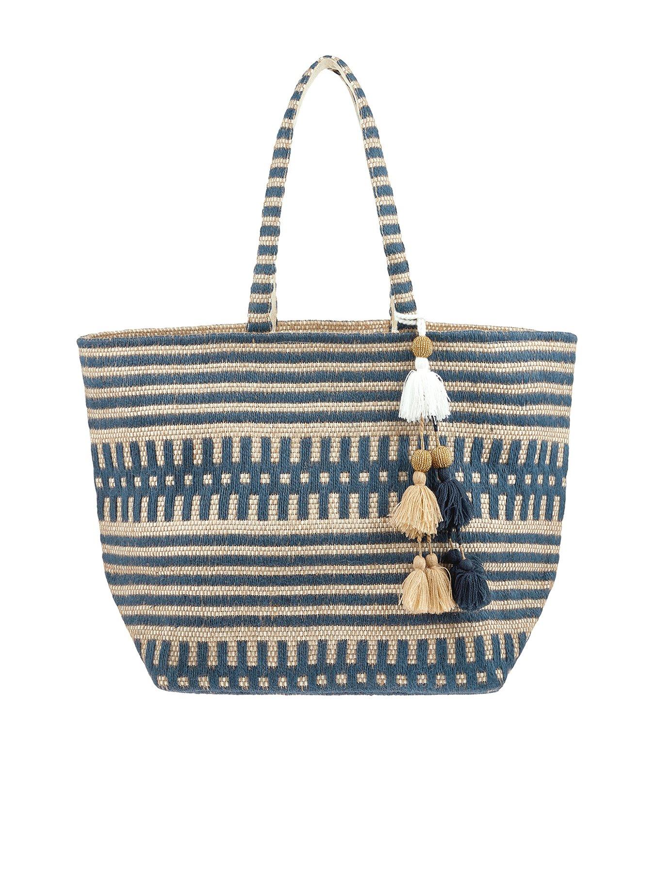 accessorize beach bag