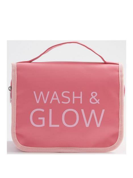 wash-amp-glow-travel-wash-bag