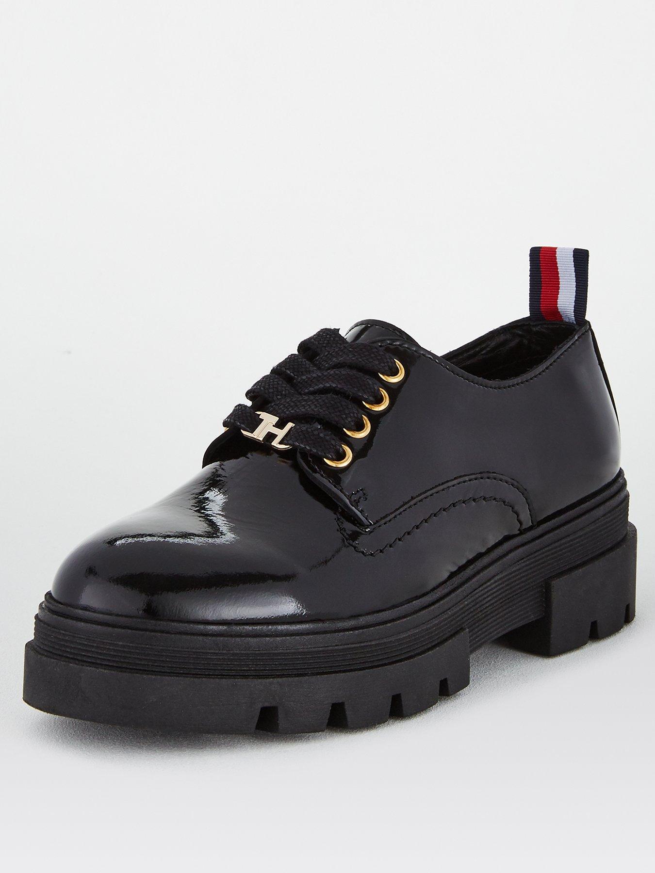 tommy hilfiger classic shoes