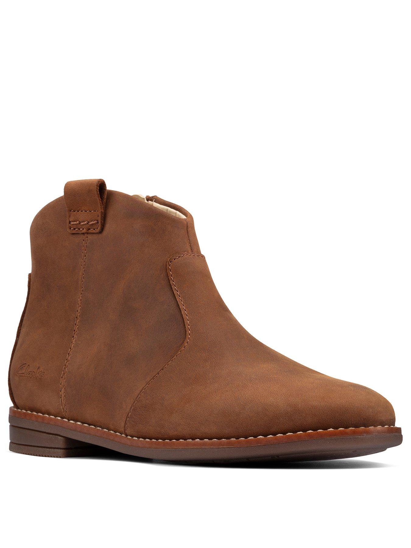 clarks children's ankle boots