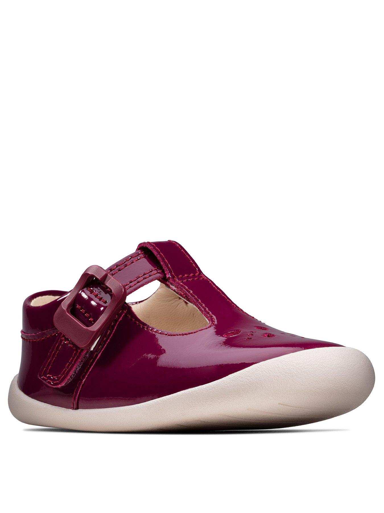 clarks plum