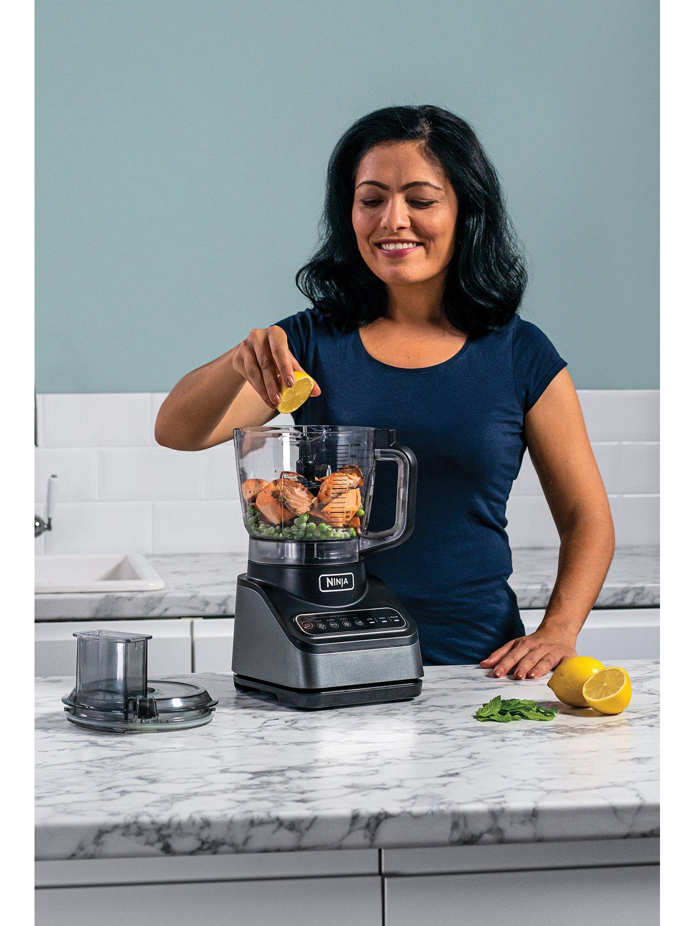 Image 4 of 7 of NINJA Food Processor with Auto-iQ BN650UK