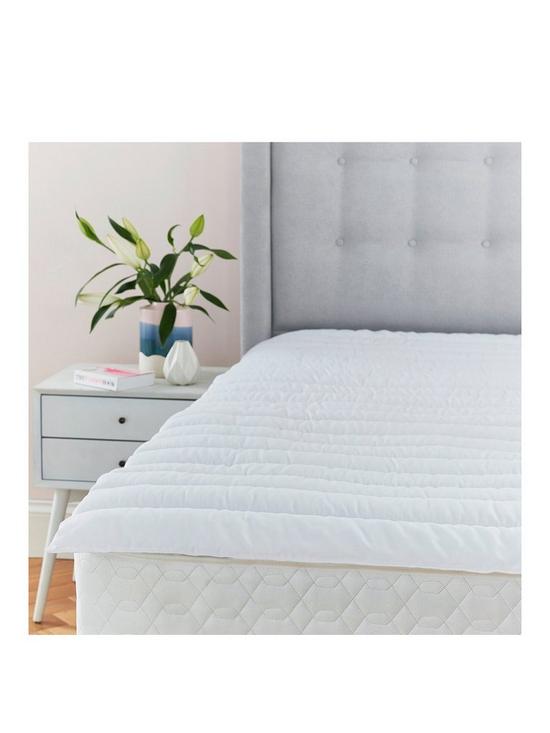 stillFront image of silentnight-ultrabounce-mattress-topper-single-white